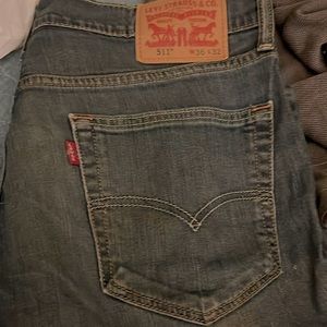 Men’s levis